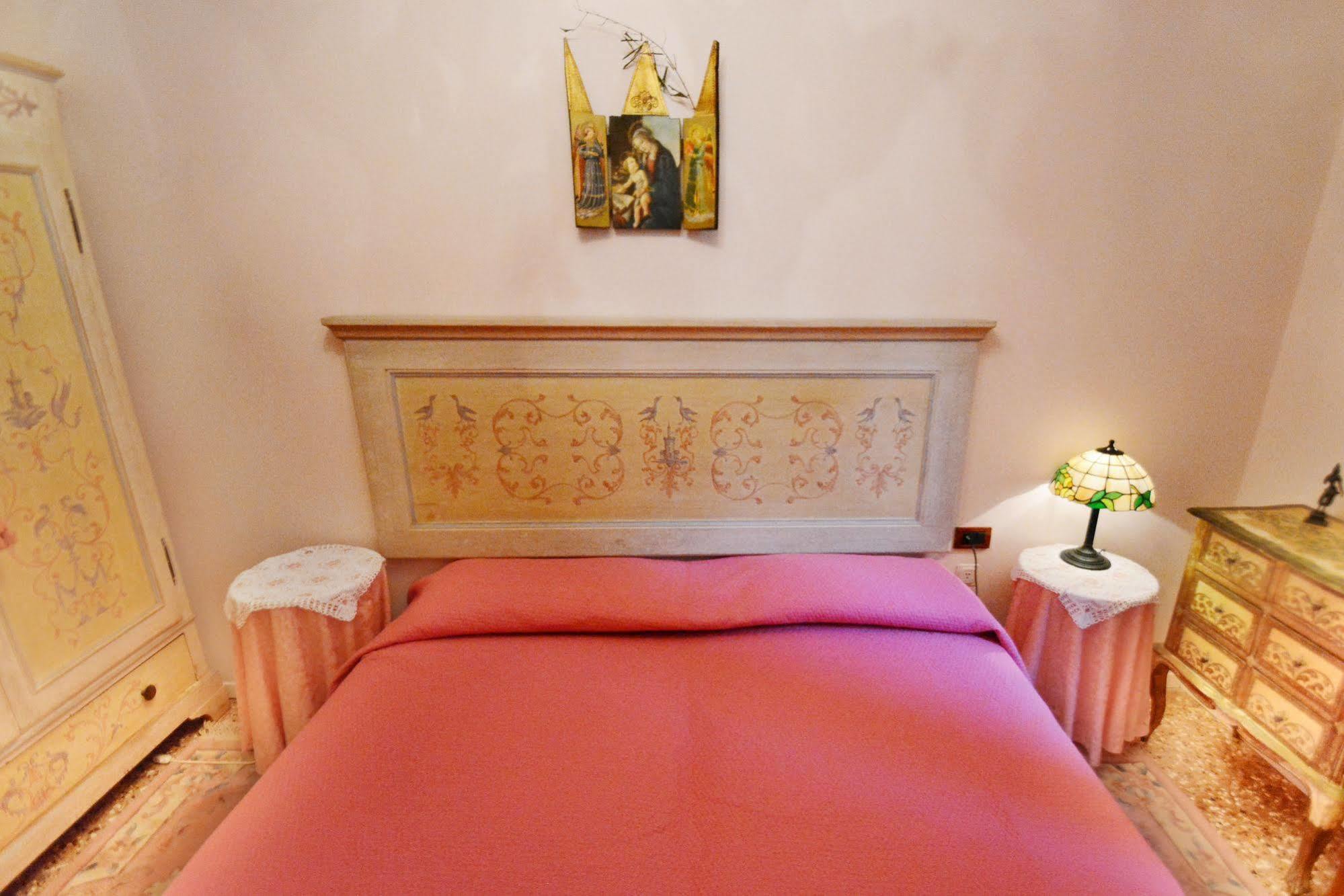 Ve.N.I.Ce. Cera Casa Del Sol Apartman Velence Kültér fotó